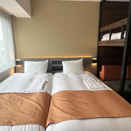 Grids Premium Hotel Osaka Namba Room photo
